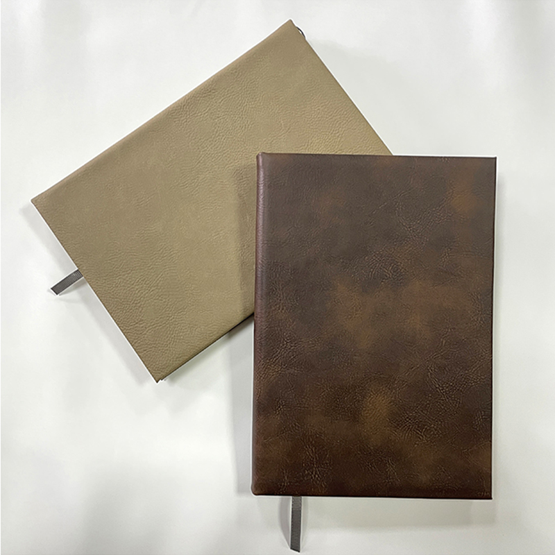Libro da disegno in similpelle laserabile 7 x 9 3/4 Libro da disegno in similpelle laserabile 7 x 9 3/4