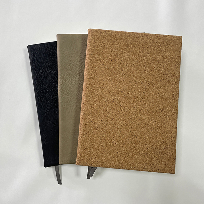 Libro da disegno in similpelle laserabile 5 1/4 x 8 1/4