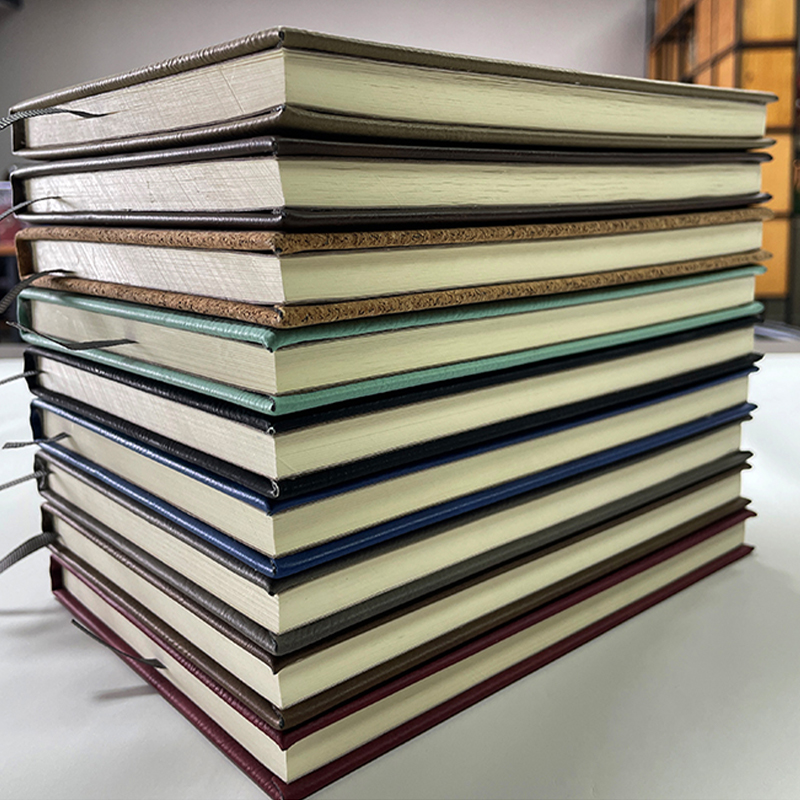 Libro da disegno in similpelle laserabile 7 x 9 3/4 Libro da disegno in similpelle laserabile 7 x 9 3/4
