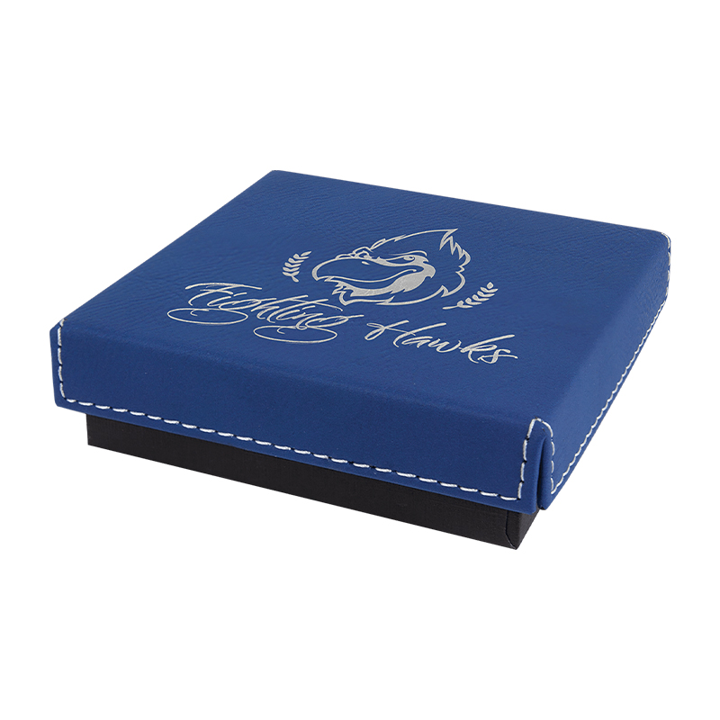 Scatola per medaglie da 4' x 4' con coperchio in similpelle laserabile