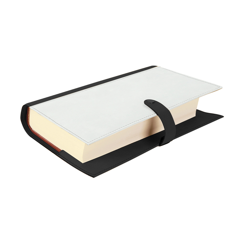 Copertina del libro in similpelle sublimatica con chiusura a scatto