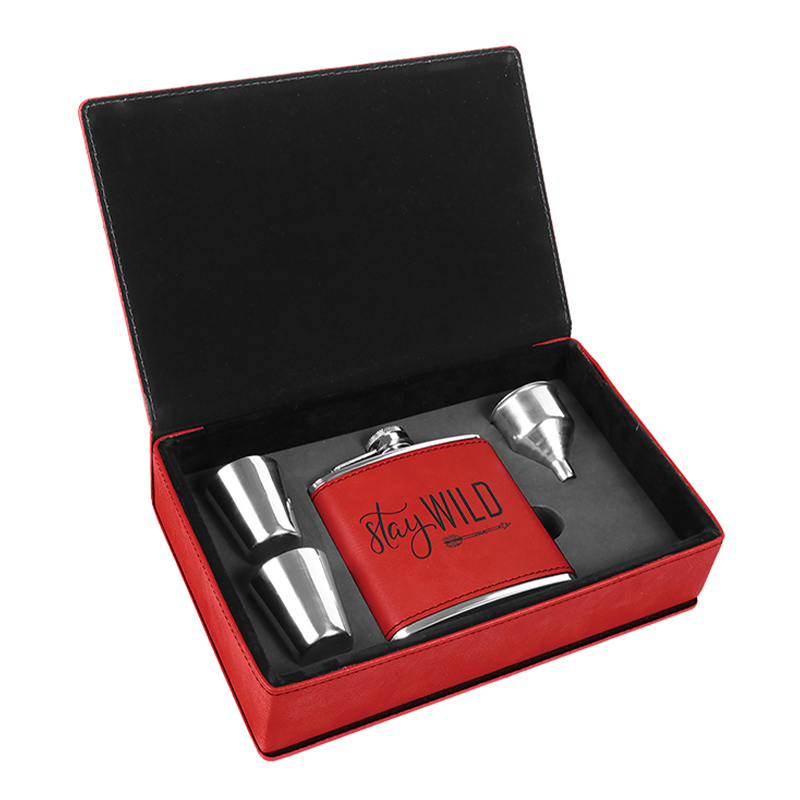 Set di fiaschette in similpelle