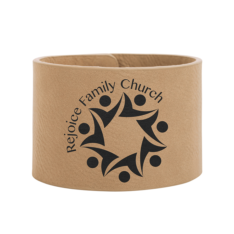 Bracciale in similpelle laserabile da 9 1/2 'x 1'. Bracciale in similpelle laserabile da 9 1/2 'x 1'.