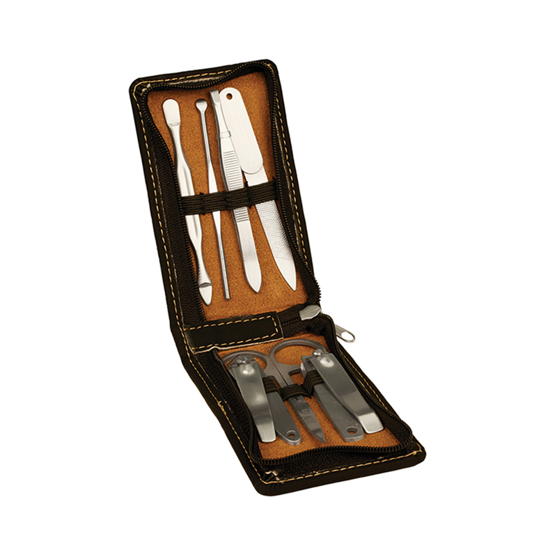Set manicure e tagliaunghie in similpelle laserabili Set manicure e tagliaunghie in similpelle laserabili
