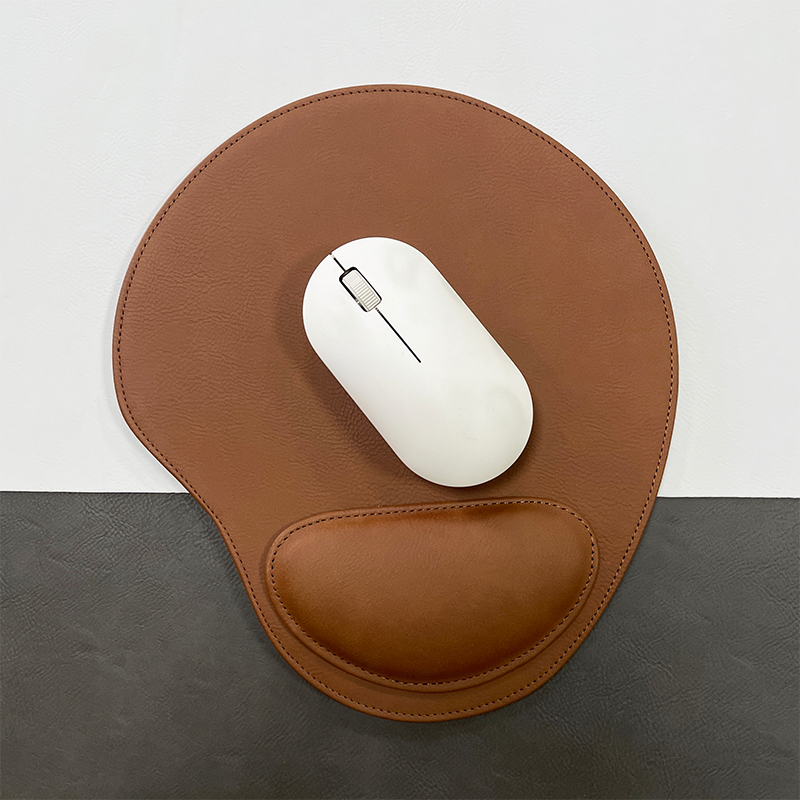 Tappetini per mouse in similpelle
